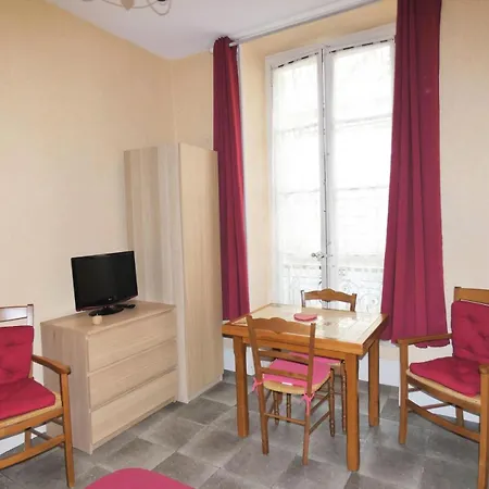 21 Rue Des Bains - Dans Zone Pietonne Pour Ce Petit Tres Agreable ! Mae-7794 * Экс-ле-Бен