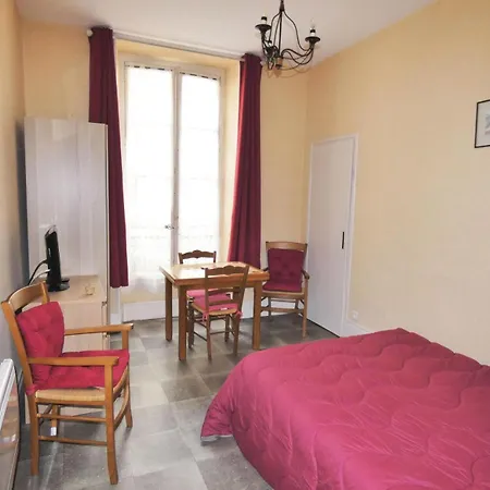 Апартаменты 21 Rue Des Bains - Dans Zone Pietonne Pour Ce Petit Tres Agreable ! Mae-7794